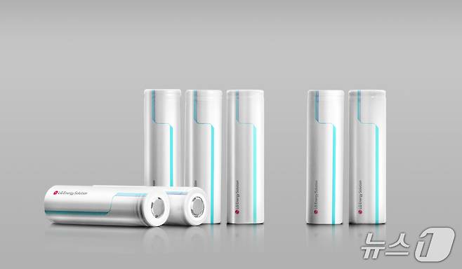 LG에너지솔루션 원통형전지.