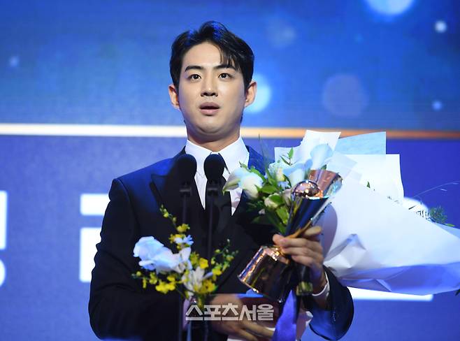 타자부문 득점상 삼성 구자욱이 24일 서울 송파 롯데호텔 월드에서 열린 2025 KBO 시상식에서 소감을 밝히고 있다. 사진 | 최승섭 기자 thunder@sportsseoul.com