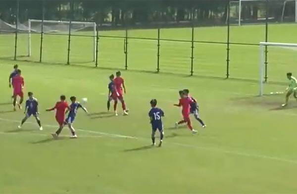 대한민국 U-15 대표팀 정우진 한-일전 세번째 골 장면. 중계화면