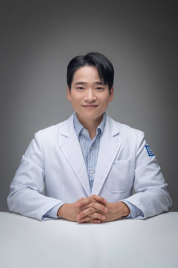 정지혁&nbsp;튼튼병원 정형외과 원장