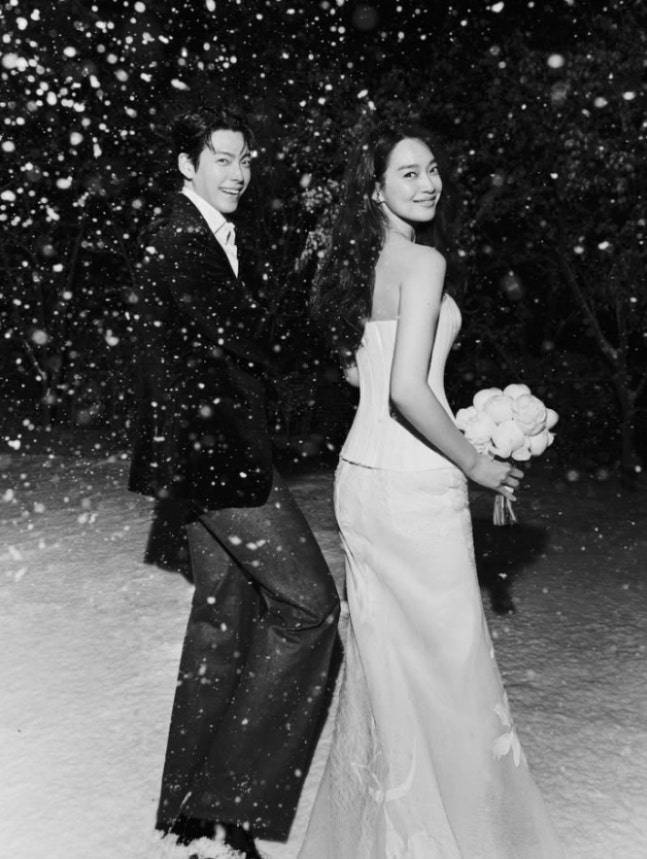 A wedding pictorial of actors Shin Min-a and Kim Woo-bin released by their agency AM Entertainment on Dec. 20 [AM ENTERTAINMENT]