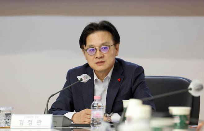 지난 18일 오후 서울 영등포구 중소기업중앙회를 방문한 김정관 산업통상부 장관. /사진=산업통상부 제공