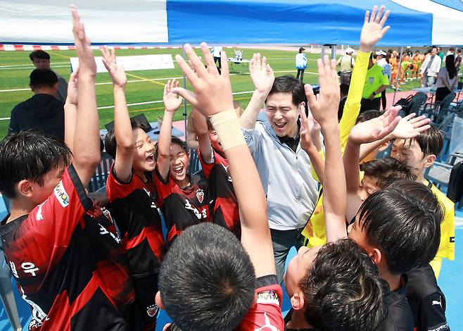 포항 스틸러스 12세 이하 유스팀. 포항 스틸러스 제공