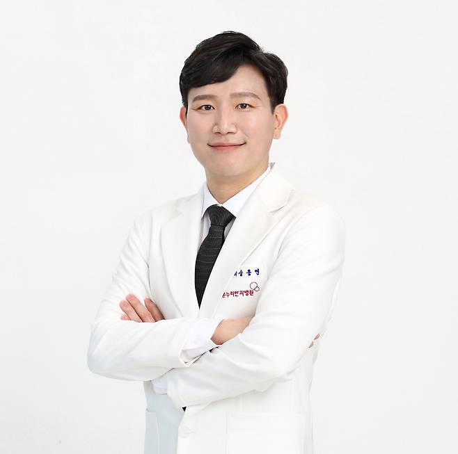 전주 온누리안과병원 망막센터 송용연 원장