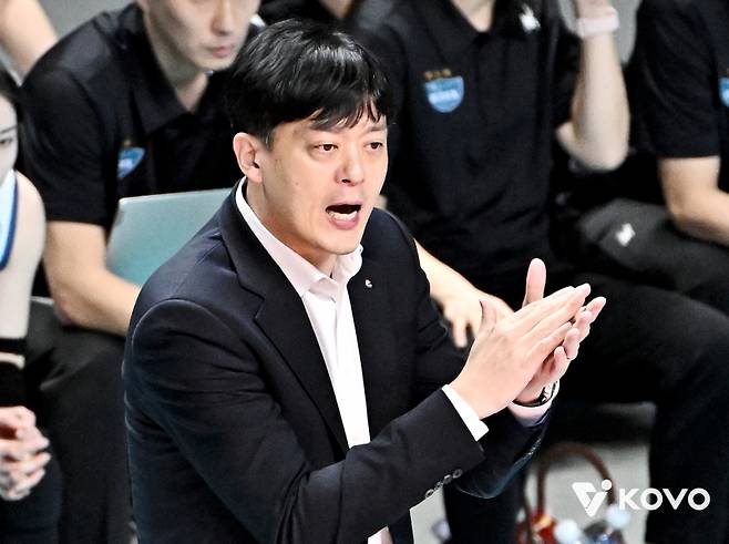 이영택 감독. 한국배구연맹 제공
