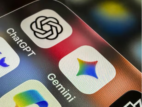 스마트폰 화면에 인공지능(AI) 앱 아이콘이 표시돼 있다. (사진=연합뉴스)