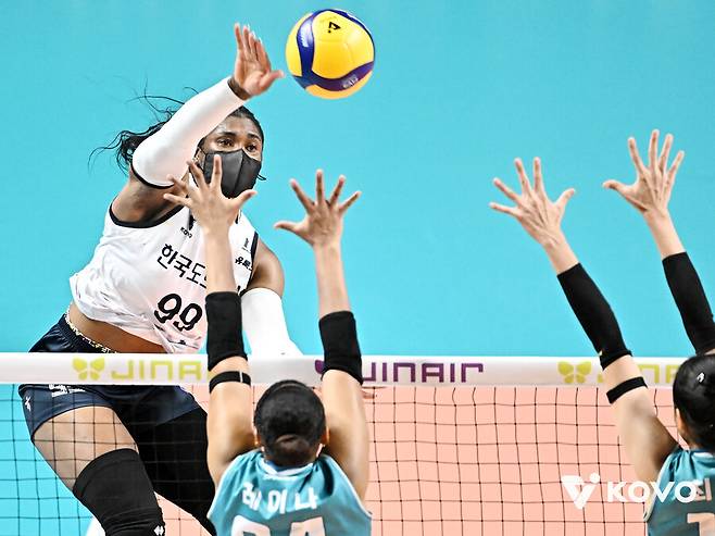 ▲ 한국도로공사 모마 ⓒKOVO