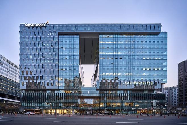 판교 테크원타워 전경