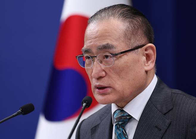 위성락 국가안보실장이 24일 청와대 춘추관에서 미국·캐나다·일본 방문 관련 브리핑을 하고 있다. 연합뉴스