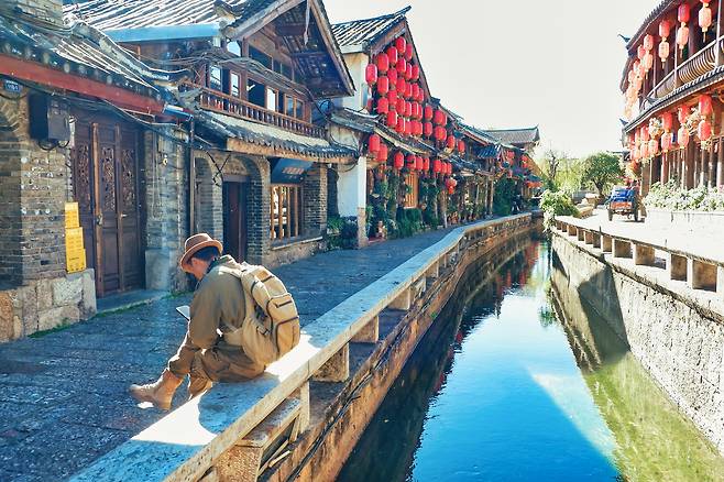 리장고성의 수로. 고대에 만들어 진 수로가 오늘날까지 유지되고 있어 더욱 놀랍다.