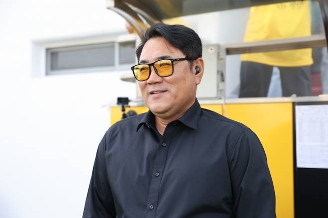 올해 두 번의 감독 교체에도 부진했던 프로축구 K리그1 울산HD가 새 사령탑으로 ‘프랜차이즈 스타’ 출신 김현석 전 전남 드래곤즈 감독을 내정했다.  한국프로축구연맹 제공