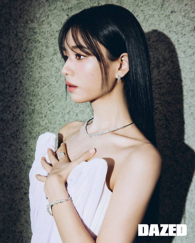 매거진 <데이즈드>