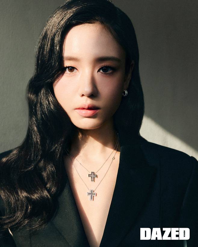 매거진 <데이즈드>