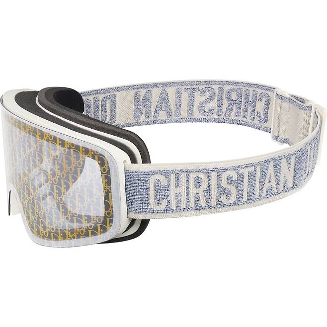 크리스찬 디올(Christian Dior) 로고 레터의  '디올 알프스(DiorAlps)' 캡슐 컬렉션 스키 고글. 디올.