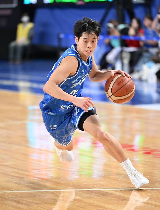 [서울=뉴시스] 프로농구 대구 한국가스공사의 양우혁. (사진=KBL 제공)