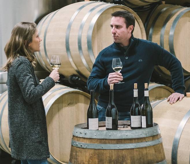 샤를리 니꼴 부부. 홈페이지