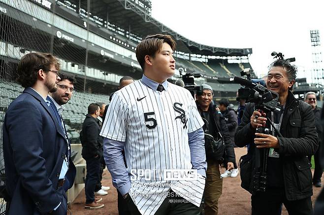 ▲ 시카고 화이트삭스 유니폼을 입은 무라카미 무네타카.