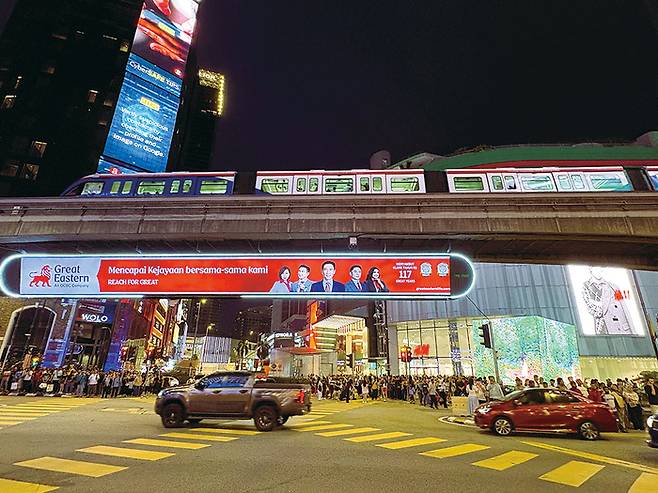 낮보다 밤이 화려한 쿠알라룸푸르의 중심가 ‘부킷 빈탕’