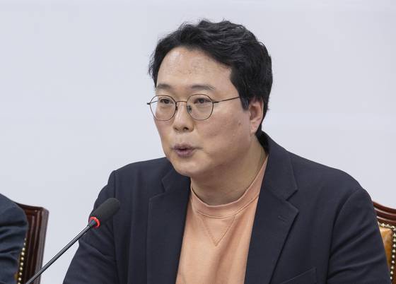 천하람 개혁신당 원내대표가 24일 국회에서 열린 최고위원회의에서 발언하고 있다. 연합뉴스