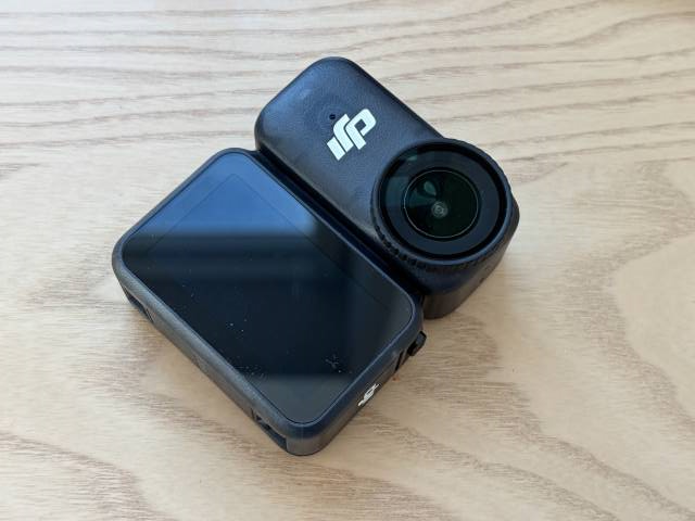 DJI 오즈모 나노 카메라 본체와 다기능 비전 도크. [차민주 기자/chami@]