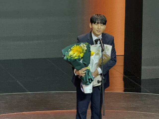 게임 부문 대상을 수상한 스트리머 김민교