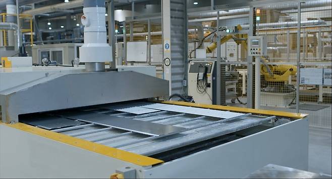 블레이징 공정(알루미늄 용접공정) 모습. 한중엔시에스 제공