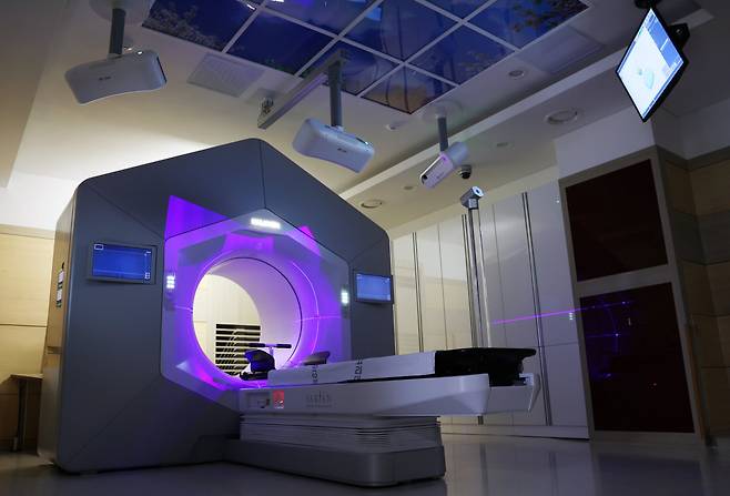 고려대안암병원에서  만날 수 았는 최신 방사선암치료기.&nbsp;고려대안암병원&nbsp; &nbsp;