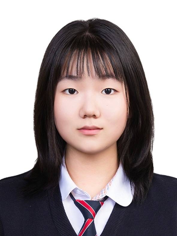 인터뷰어 보건간호과 1학년 김민정 학생