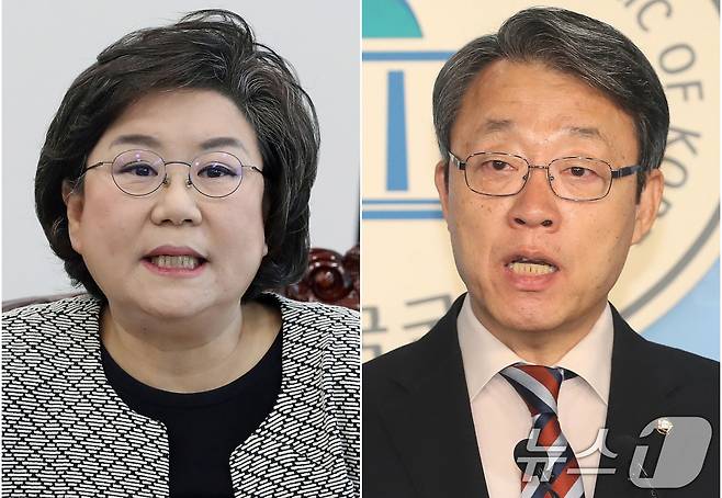 이재명 대통령은 28일 국민의힘 출신인 이혜훈 전 의원을 초대 기획예산처 장관에 지명했다고 이규연 대통령실 홍보소통수석이 브리핑을 통해 밝혔다. 이밖에 김성식 전 의원을 국민경제자문회의 부의장에 선임했다고 밝혔다. 사진은 2019년 당시 국회 정보위원장이였던 이혜훈 전 의원과 지난 2020년 3월3일 김성식 무소속 의원(오른쪽). (뉴스1 DB)2025.12.28/뉴스1 ⓒ News1 김진환 기자