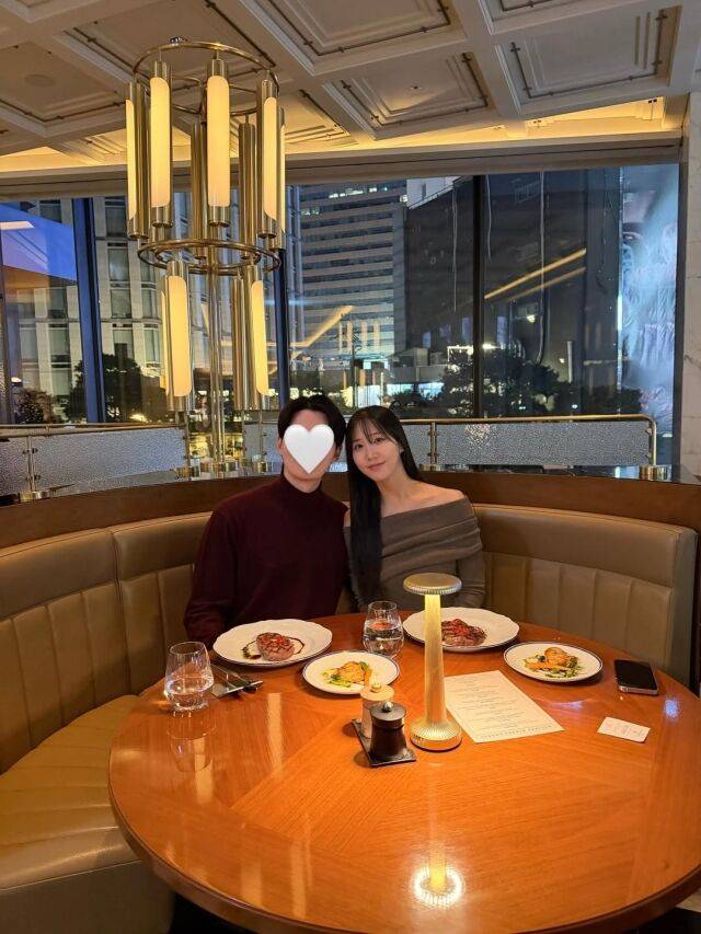 홍유경이 결혼 후 행복한 근황을 전했다. / 홍유경 인스타그램