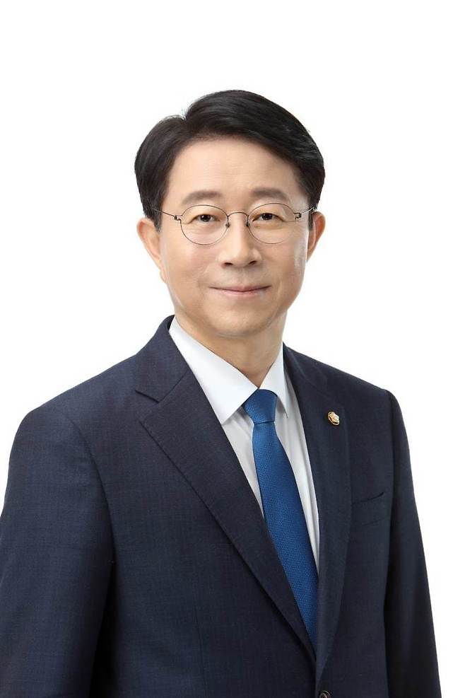 [조정식 대통령 정무특별보좌관]