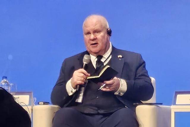 데이비드 맥스웰 아시아·태평양 전략센터 부회장이 29일 서울 용산구 로얄파크 컨벤션에서 열린 한미 연합정책포럼에서 발언하고 있다. 김형준 기자