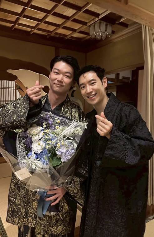 ▲ 카사마츠 쇼(왼쪽), 이제훈. 출처| 카사마츠 쇼 인스타그램