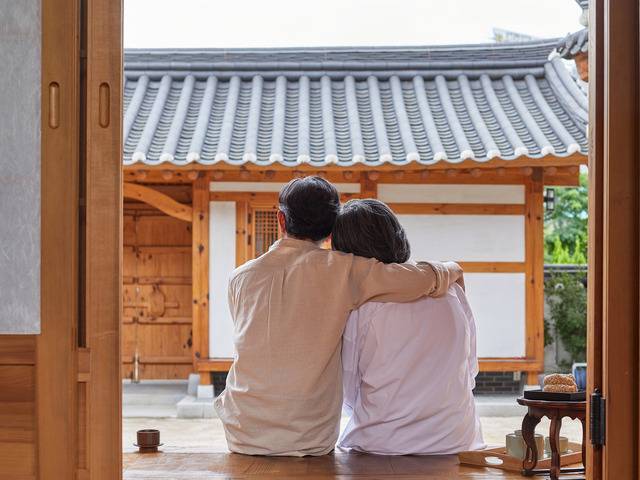 중년-노년 초입 부부는 중대 질병 리스크에도 대비해야 한다. 사진=게티이미지뱅크