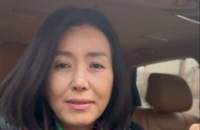 방송인 손범수의 아내 진양혜가 어머니가 치매 진단을 받았다고 고백했다. [사진출처 = 영상 캡처]