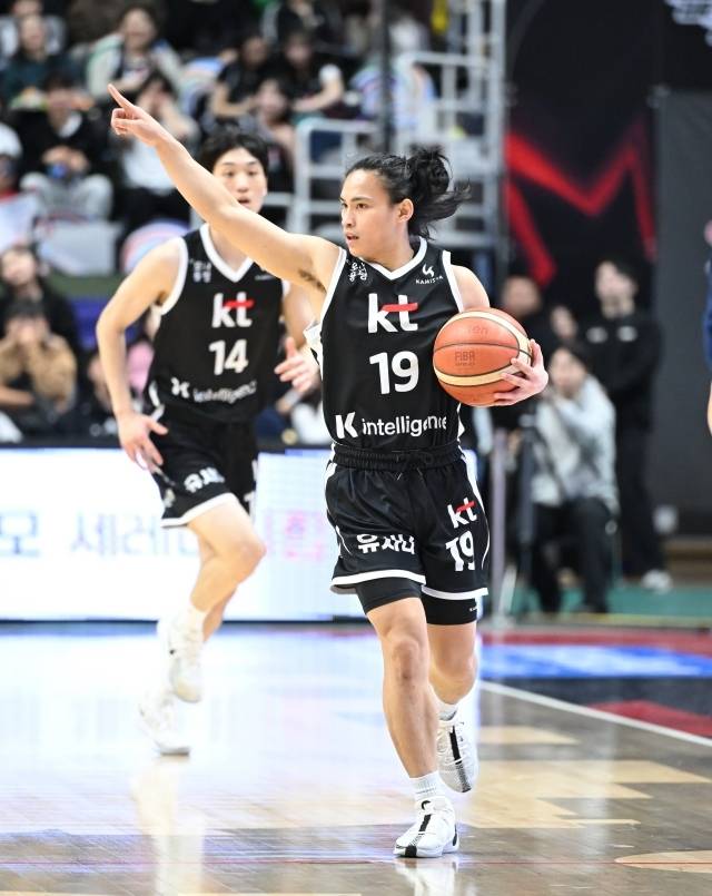 조엘 카굴랑안은 5점 10어시스트 2스틸을 기록, 맹활약했다. 사진=KBL 제공