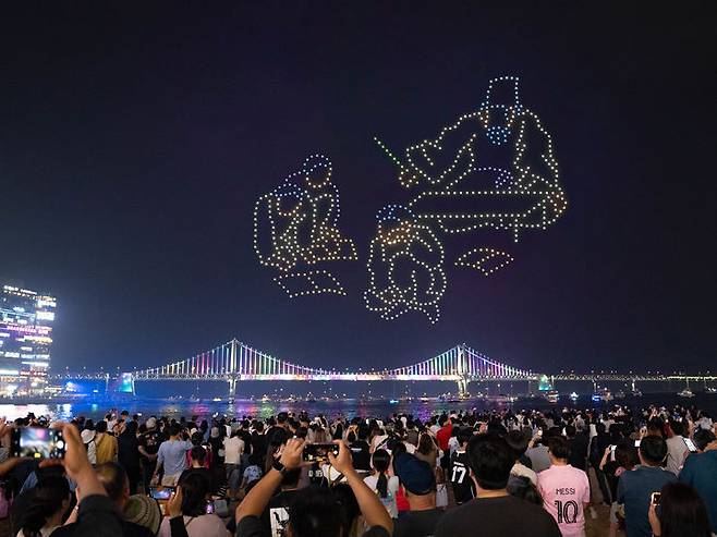 [부산=뉴시스] 부산 광안리해수욕장 드론쇼 (사진=부산 수영구 제공) 2024.07.04. photo@newsis.com *재판매 및 DB 금지