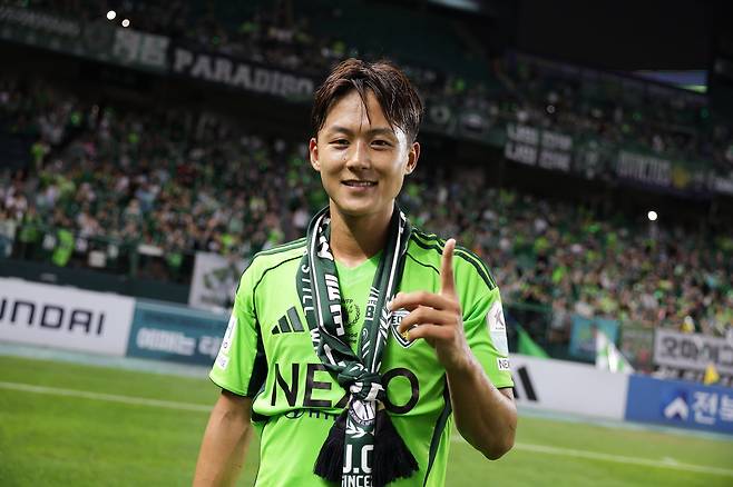 2025시즌 K리그1·2를 통틀어 전북의 이승우가 연봉 15억 9000만원으로 국내 선수 최고 연봉자에 올랐다. 사진제공｜한국프로축구연맹