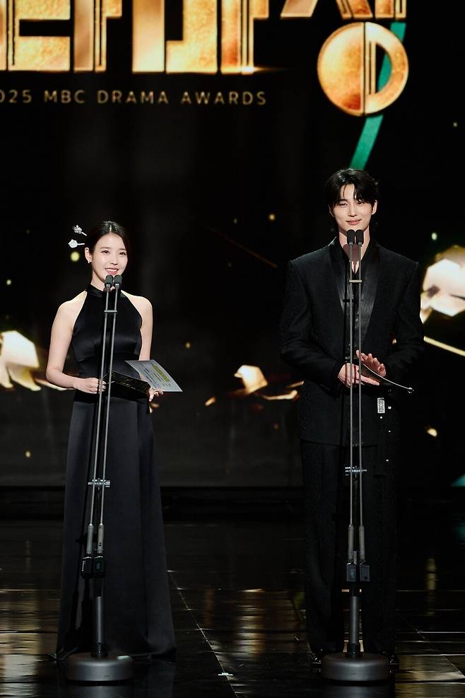 ▲ 아이유 변우석. 제공|MBC