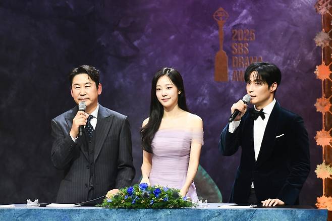 ‘2025 SBS 연기대상’ 수상 남발 논란