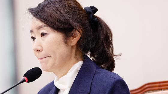 강선우 의원이 지난 7월 서울 여의도 국회에서 열린 인사청문회에 출석한 모습.뉴스1