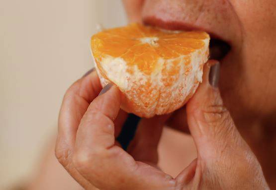 겨울철 과일에는 폴리페놀과 비타민C 등 항산화 물질이 풍부하다./사진=게티이미지뱅크