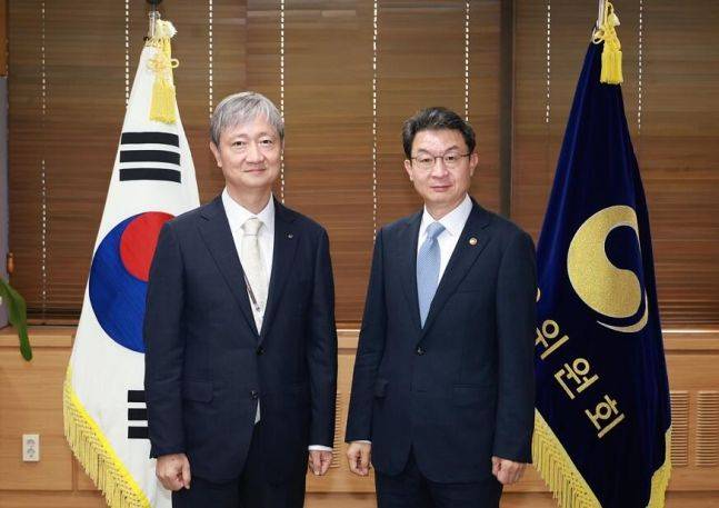 이찬진 금융감독원장, 이억원 금융위원장. 금융위원회 제공
