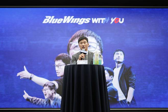 [서울=뉴시스] 프로축구 K리그2 수원삼성의 이정효 감독. (사진=수원삼성 제공) *재판매 및 DB 금지