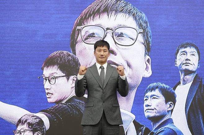 [서울=뉴시스] 프로축구 K리그2 수원삼성의 이정효 감독. (사진=수원삼성 제공) *재판매 및 DB 금지