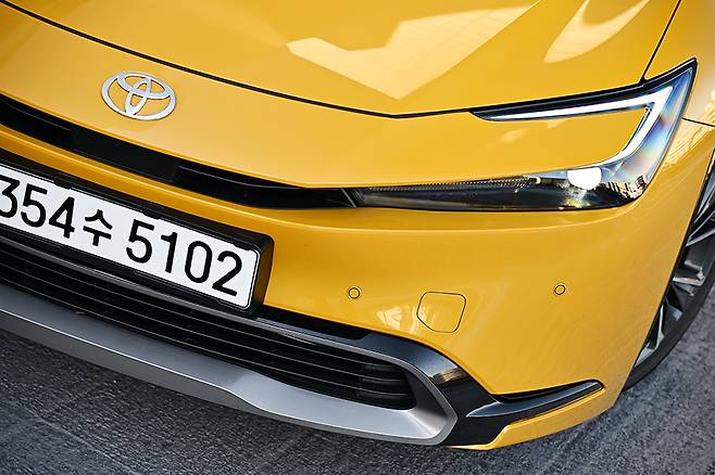 토요타 프리우스 HEV AWD. 사진: 김학수 기자