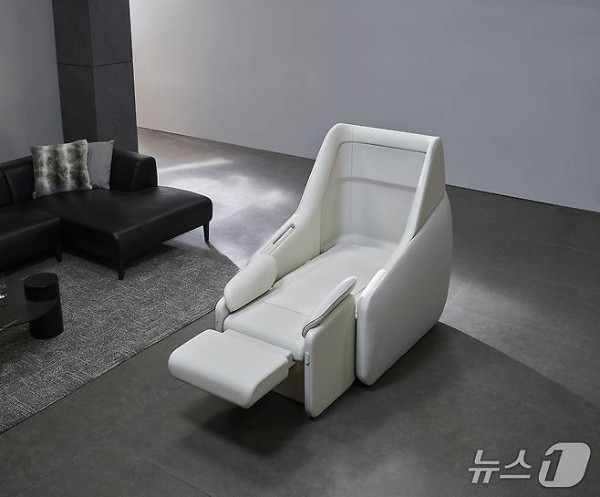 세라젬의 척추 관리 의료기기 '마스터 V11' (세라젬 제공)