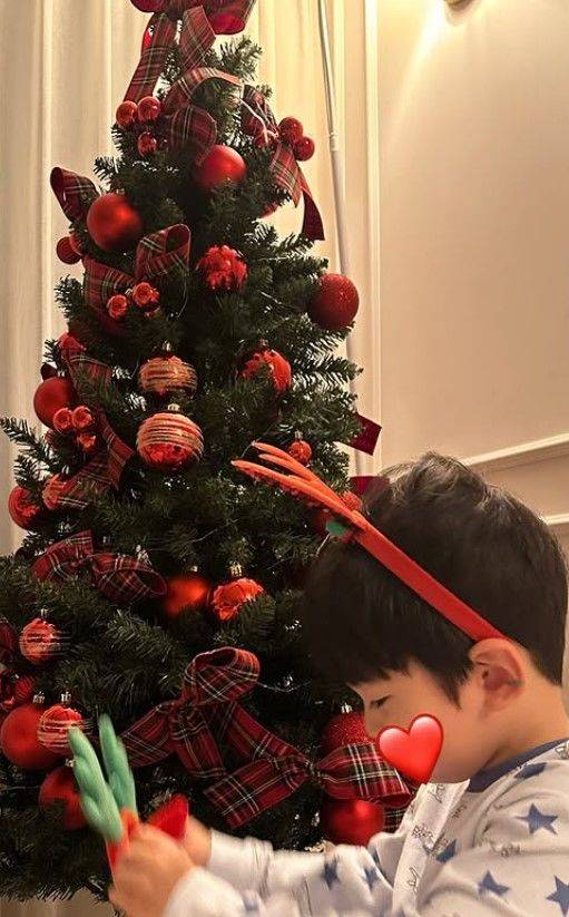 [서울=뉴시스] 배우 나혜미가 아들과의 일상을 공개했다. (사진=나혜미 인스타그램 캡처) 2026.01.03. photo@newsis.com *재판매 및 DB 금지