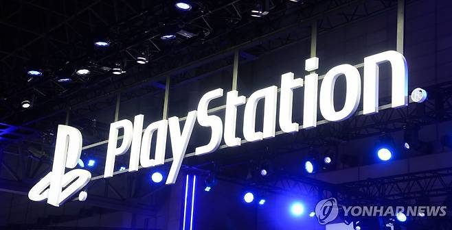 플레이스테이션 로고 플레이스테이션 로고
도쿄게임쇼 2025 소니 인터랙티브 엔터테인먼트(SIE) 부스의 플레이스테이션 로고
[촬영 김주환]