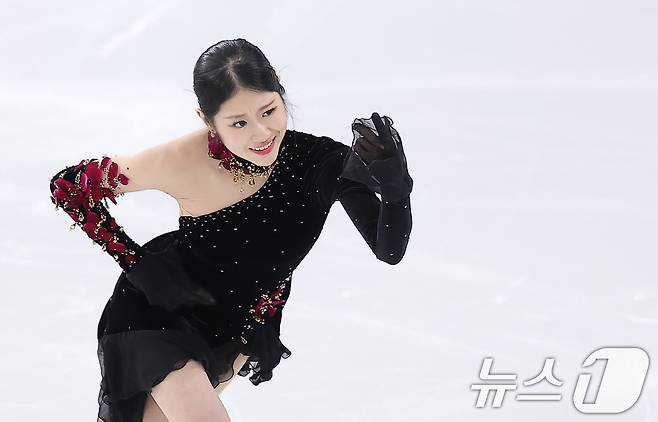 피겨스케이팅 선수 이해인(고려대)이 4일 서울 양천구 목동 아이스링크에서 열린 제80회 전국남녀 피겨스케이팅 종합선수권대회 여자 시니어 프리 스케이팅에서 연기를 펼치고 있다. 2026.1.4/뉴스1 ⓒ News1 김성진 기자
